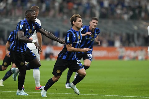 Serie A 2024-24, Inter Milan vs Atalanta: Atalanta's Raoul Bellanova, top, heads the ball challenged by Inter Milan's Marcus Thuram
